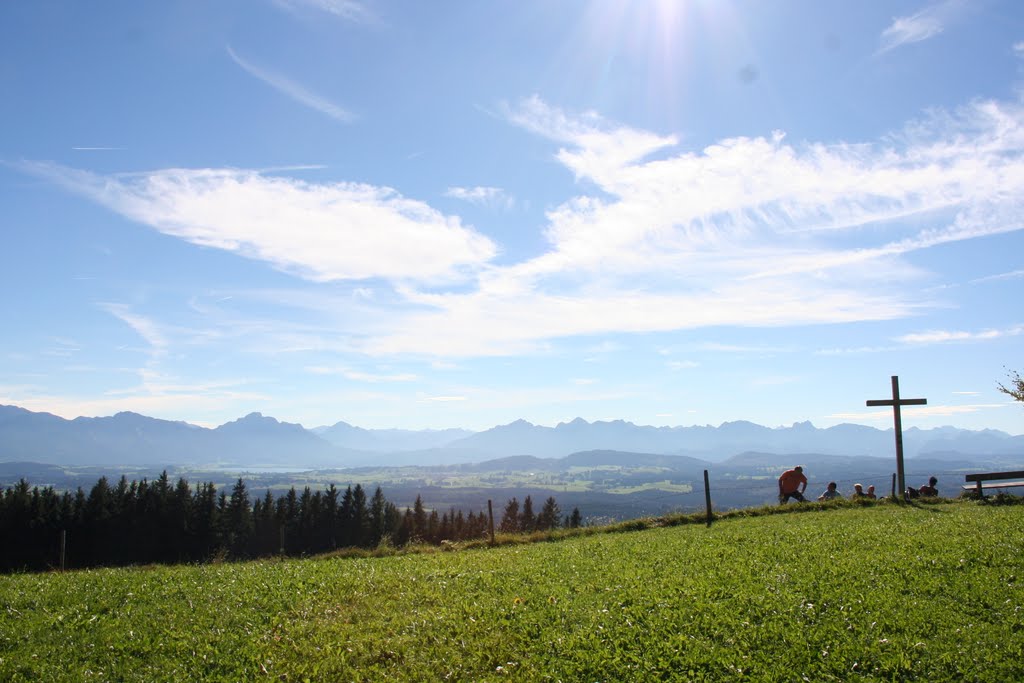 Blick vom Auerberg Richtung Zugspitze by eimor