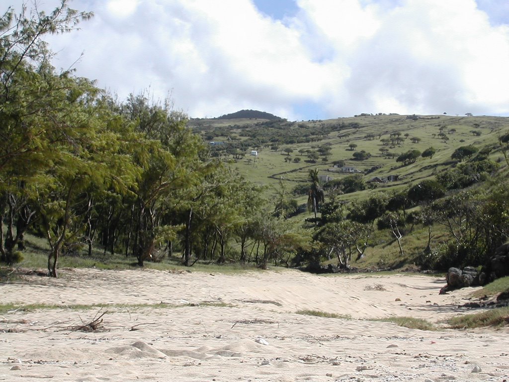 View from Rodrigues beach by Vin Vin