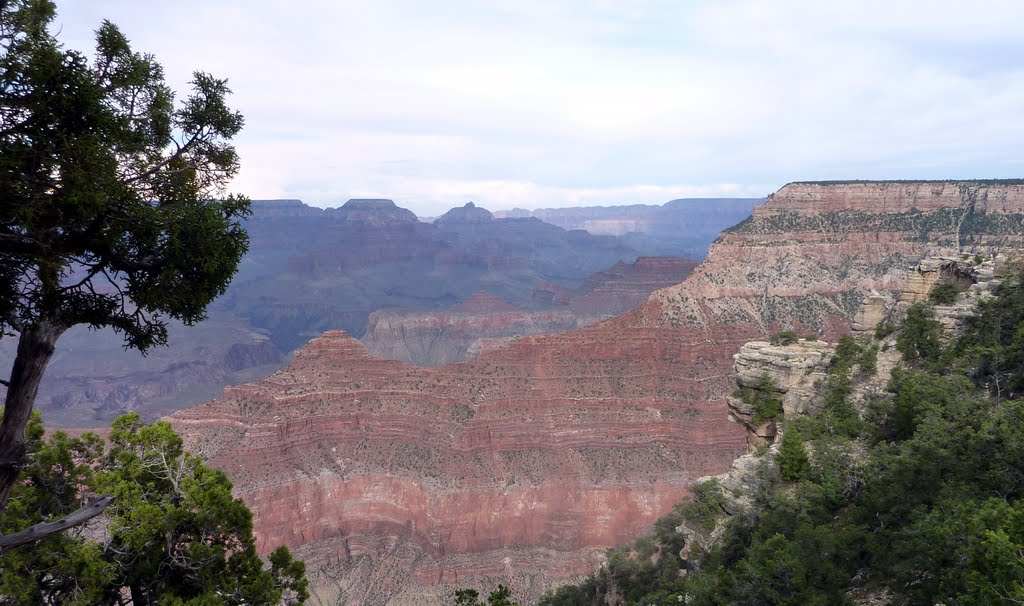 A landscape from the Grand Canyon by spiritualizedkaos