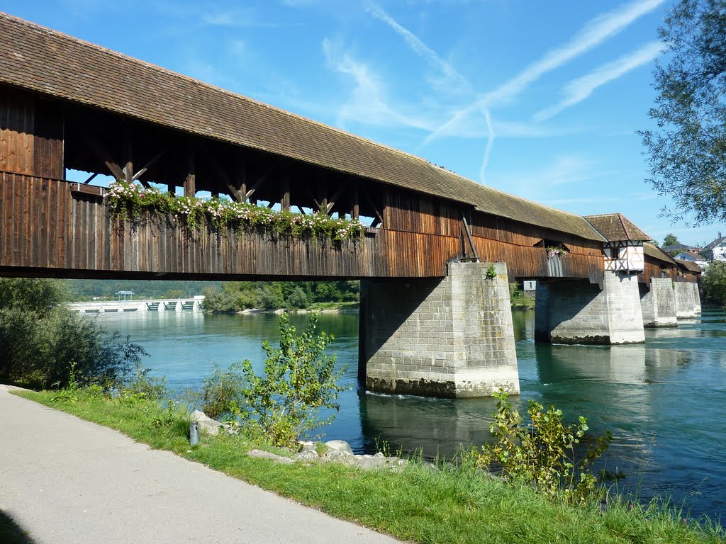 Bad Säckingen - historische Holzbrücke über den Rhein by Pmink