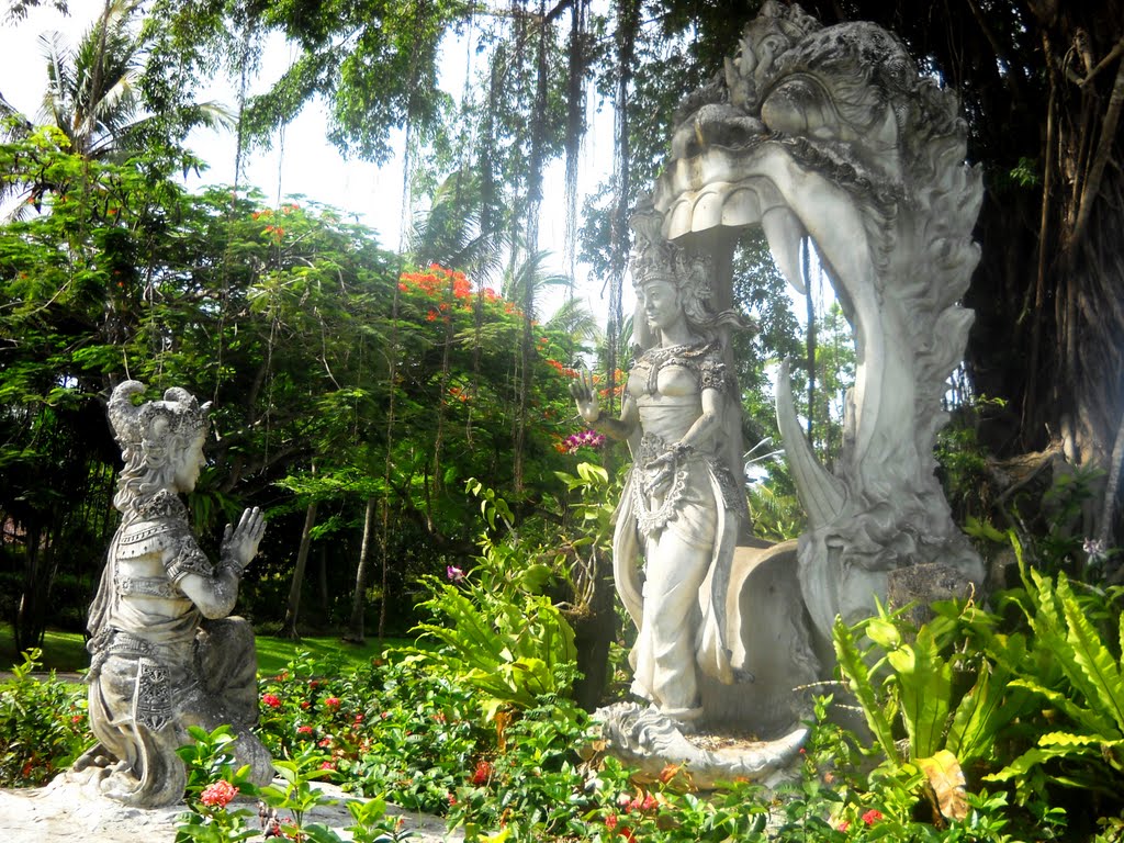 ~ Traditional Balinese Sculpture ~ by BoKa_JuGa