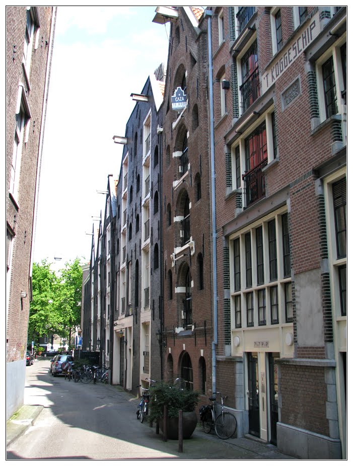 Koggestraat by André Barragon