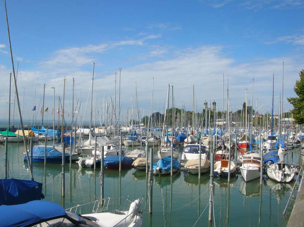 Yachthafen in friedrichshafen by der gilb