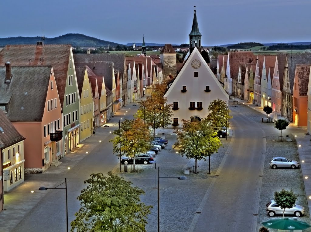 Freystadt Marktplatz by Juergen Frodl