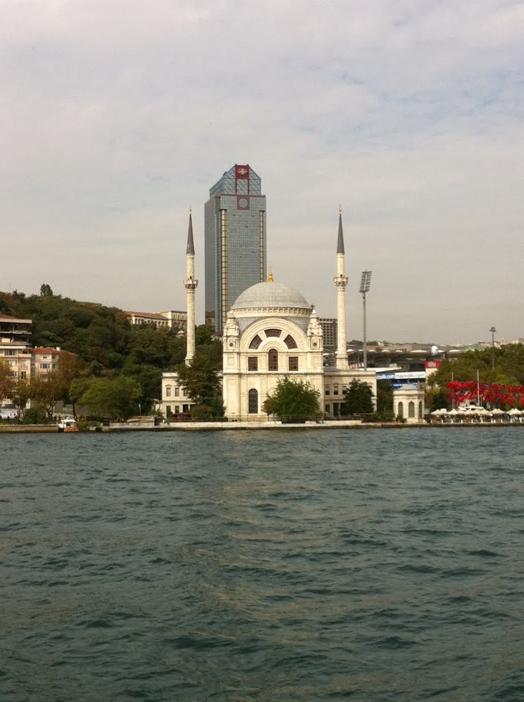 DOLMABAHÇE CAMİİ - DOLMABAHCE MOSQUE by Sailor34tr