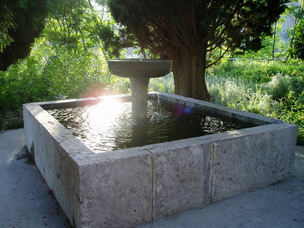 Jardin Nazari de Velez de Benaudalla by Angel Melguizo