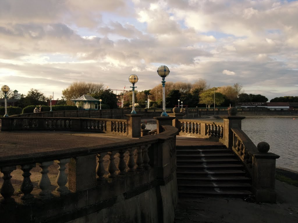 Southport, UK by jim walton