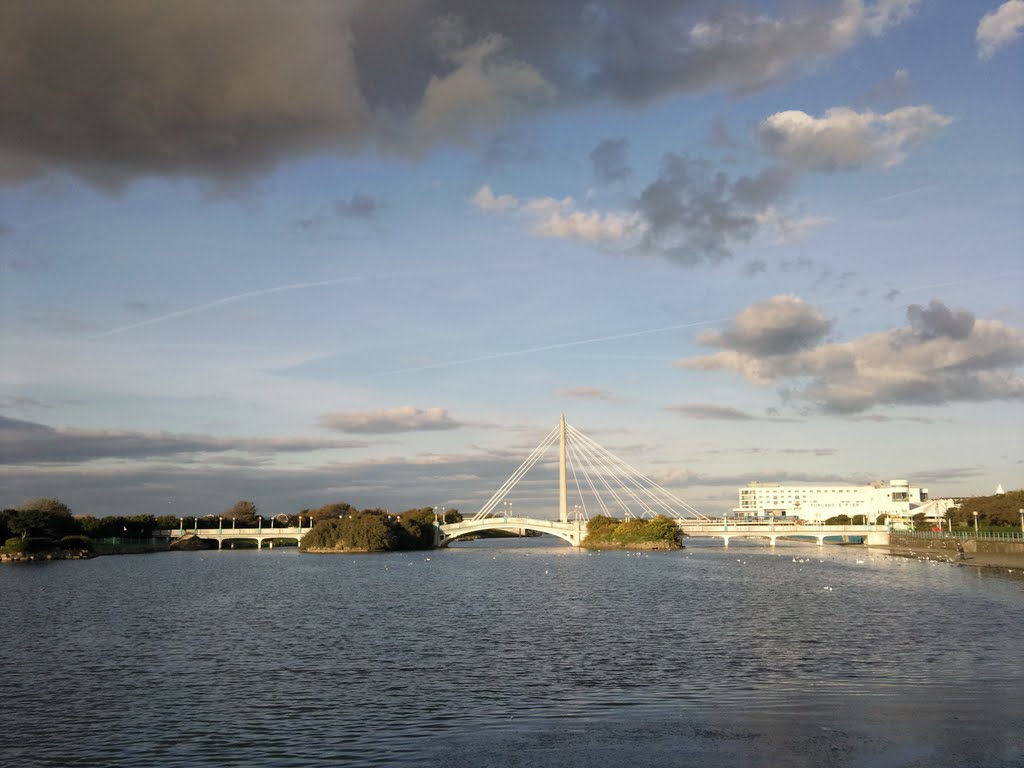 Southport, UK by jim walton