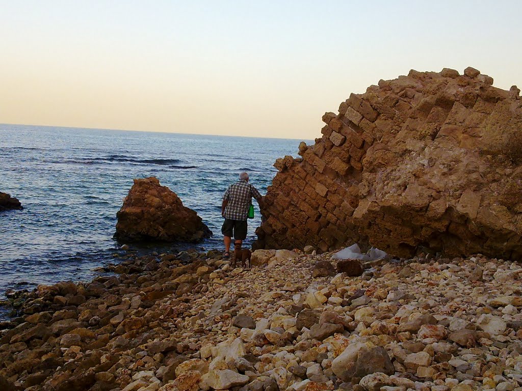 Unnamed Road, Herzliya, Israel by ‫ליאורה ספיר‬‎