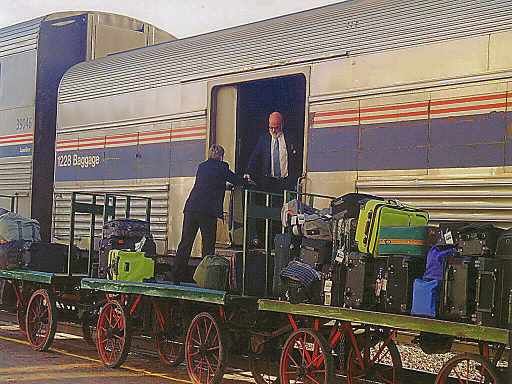 Williston N. D. Amtrak Station by dloran01