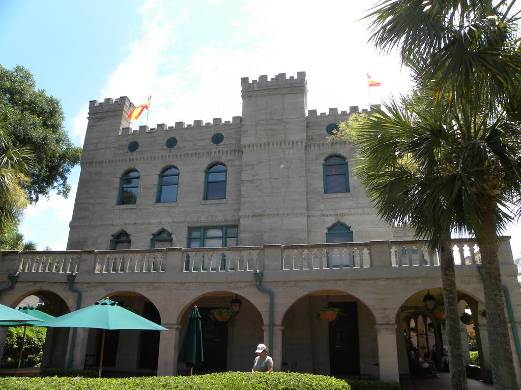 Ripley's Believe it or Not Museum in St Augustine by nondaywalker