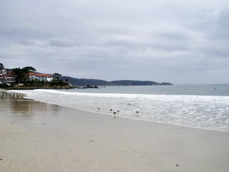 Praia de Bombinhas by Paulo_jlle