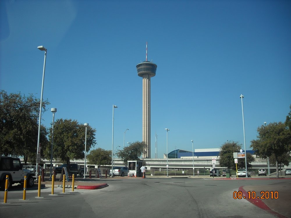 Tower of the Americas by Fersonia