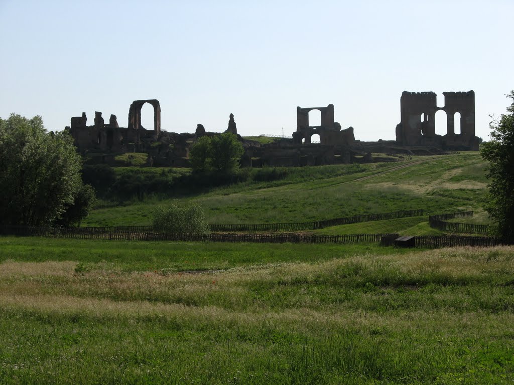 Rome - Villa des Quintili - Vue générale by Laurent Guyard