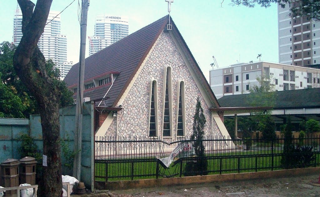 Church along jalan sultan abdul samad by rcellus brose