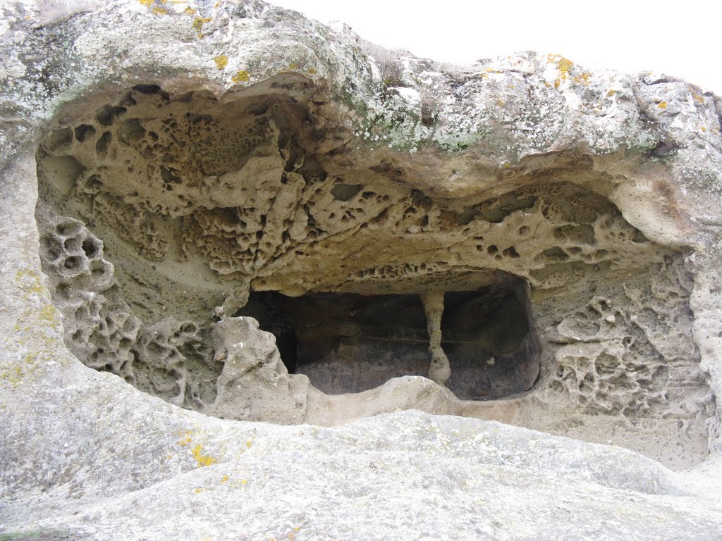 Domus de janas enas de cannuja by fadda  domenico ange…