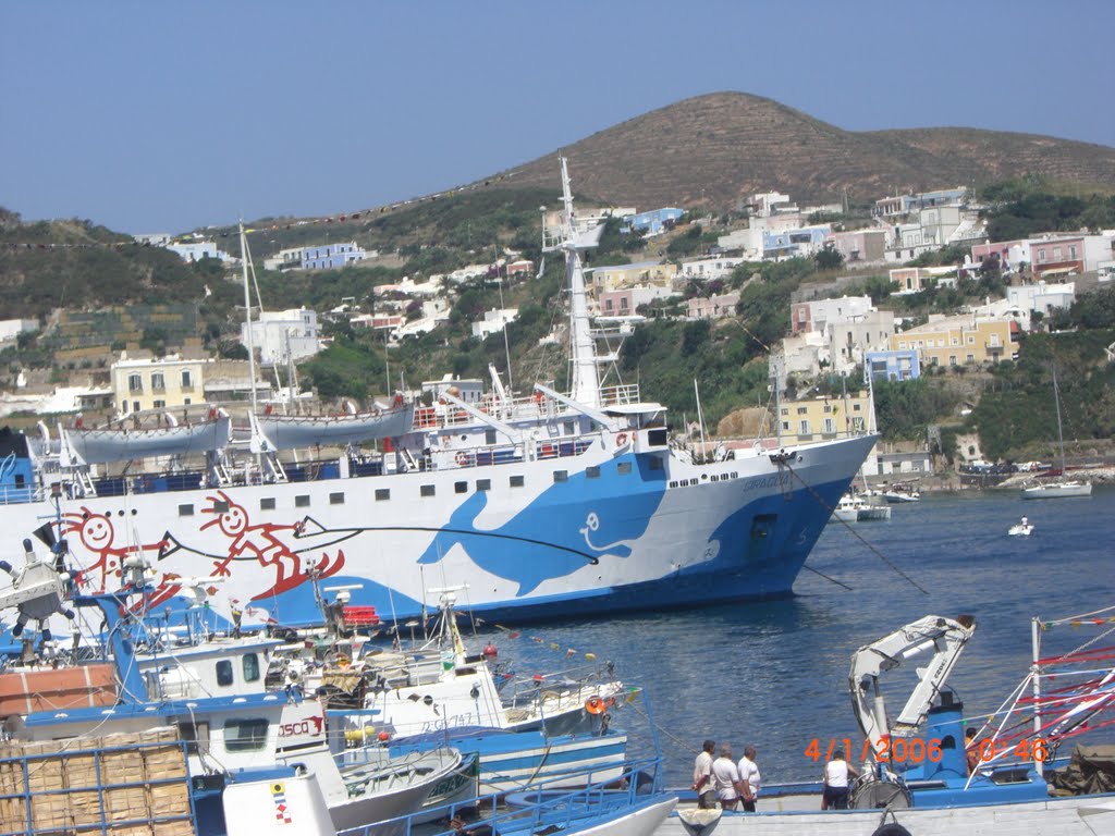 Ponza LT, Italia by tonysiman