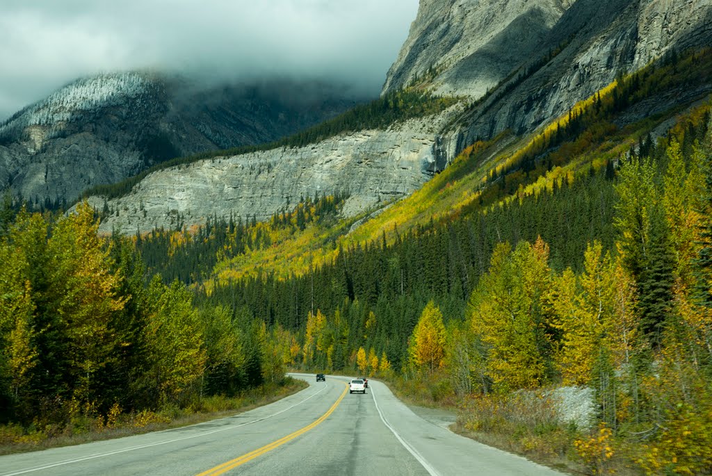 Icefields Parkway by Jay Chen