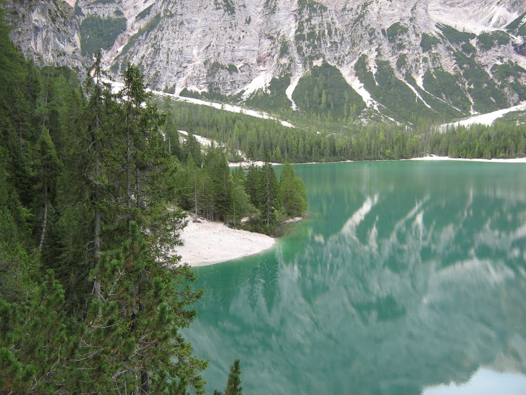 Lago di Braies by Alessandro Piccini