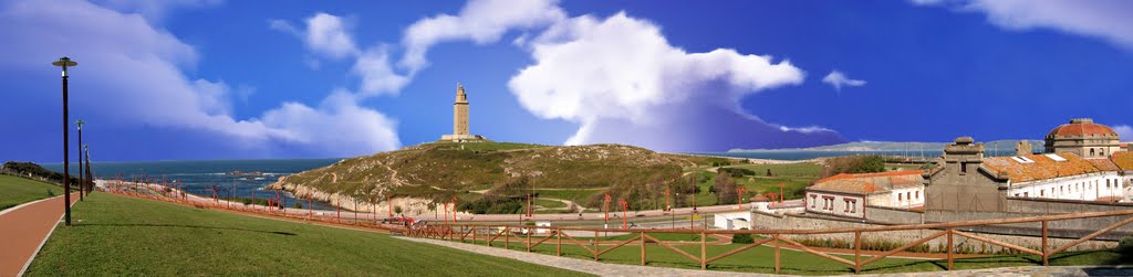 A Coruña - Panorámica - Carcel y Torre de Hércules by RF Rumbao