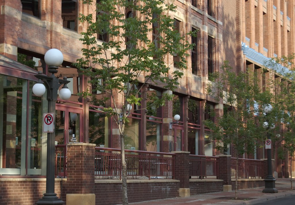 Sibley Street, Downtown Saint Paul by Tim Voss