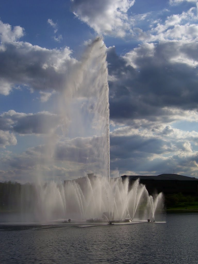 Freedom Park fountain, Omaha by Prion