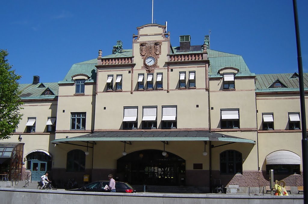 Gavle Centralstation. by Martinus Schwarzkopfh.