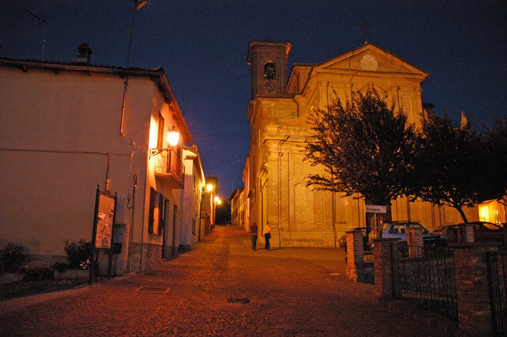 MONTELUPO ALBESE DI NOTTE by baricallaagostino