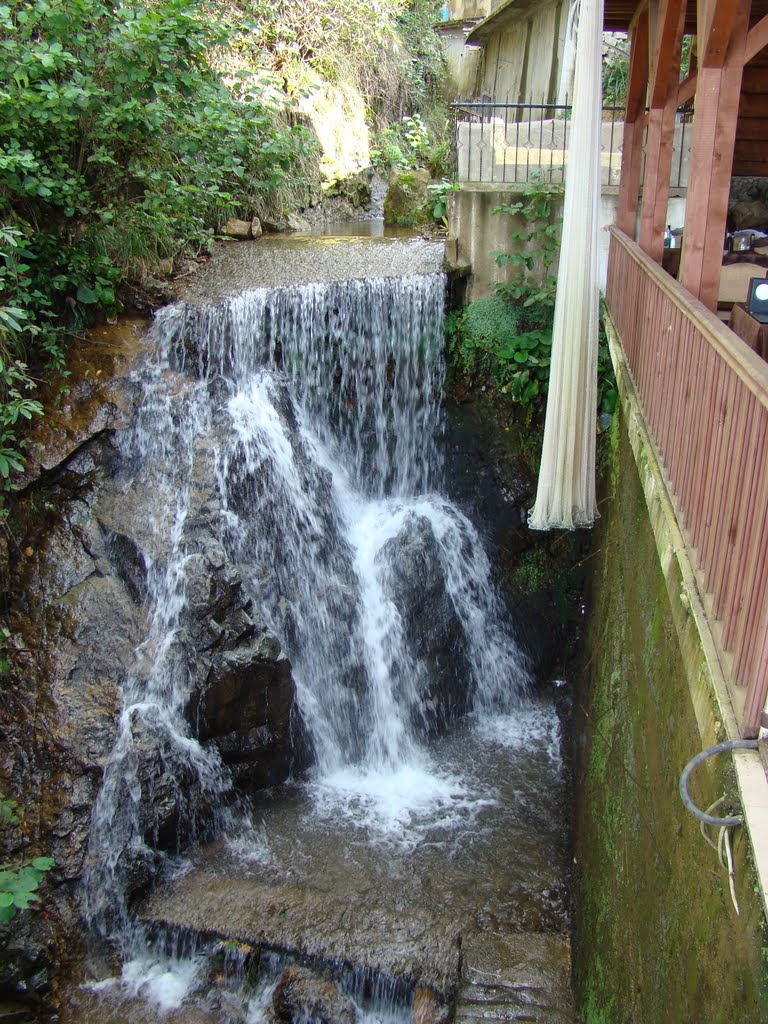 Waterfall next to Fish Restaurant Şelale drowning out Traffic Noise by Sebastian W. Bauer