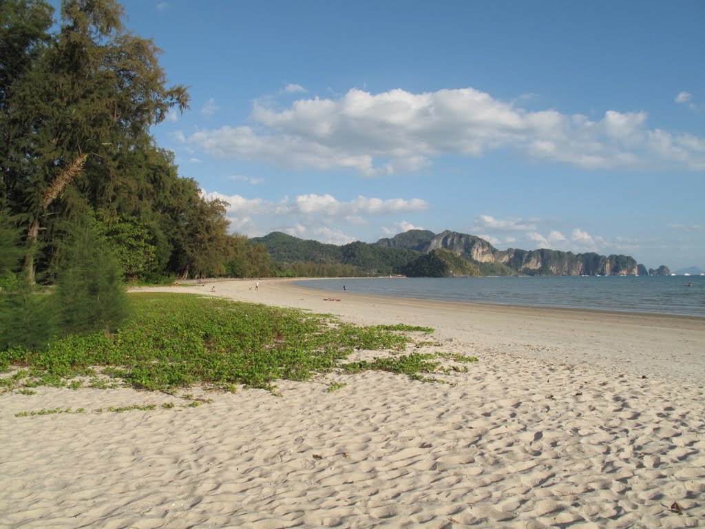 Nopparat thara beach looking towards Ao Nang and its lime karsts by NSKK