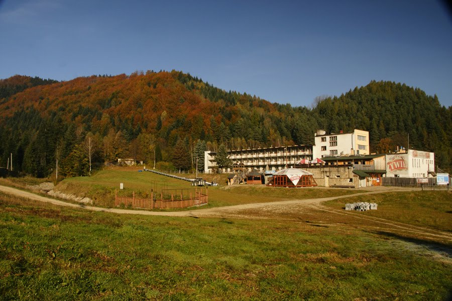 Hotel "Jantar"-Rytro by tadeusz dziedzina©