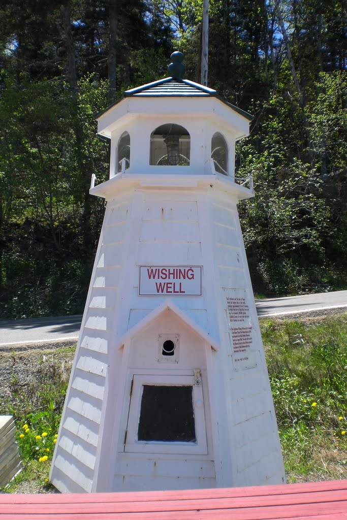 Little Halls Harbour Lighthouse: Wishing Well by AGW