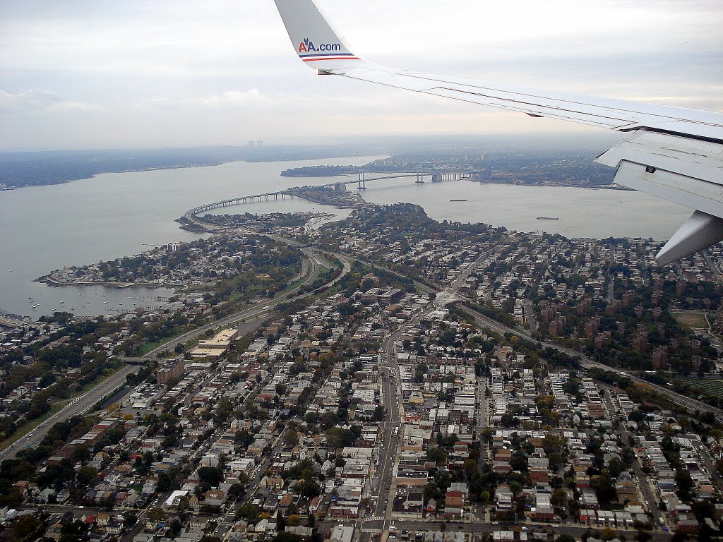 Throgs Neck Bridge, New York by Sergio Araujo