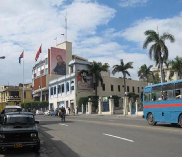 Avenida Victoriano Garzon,Santiago de Cuba by Cadame TV On Air