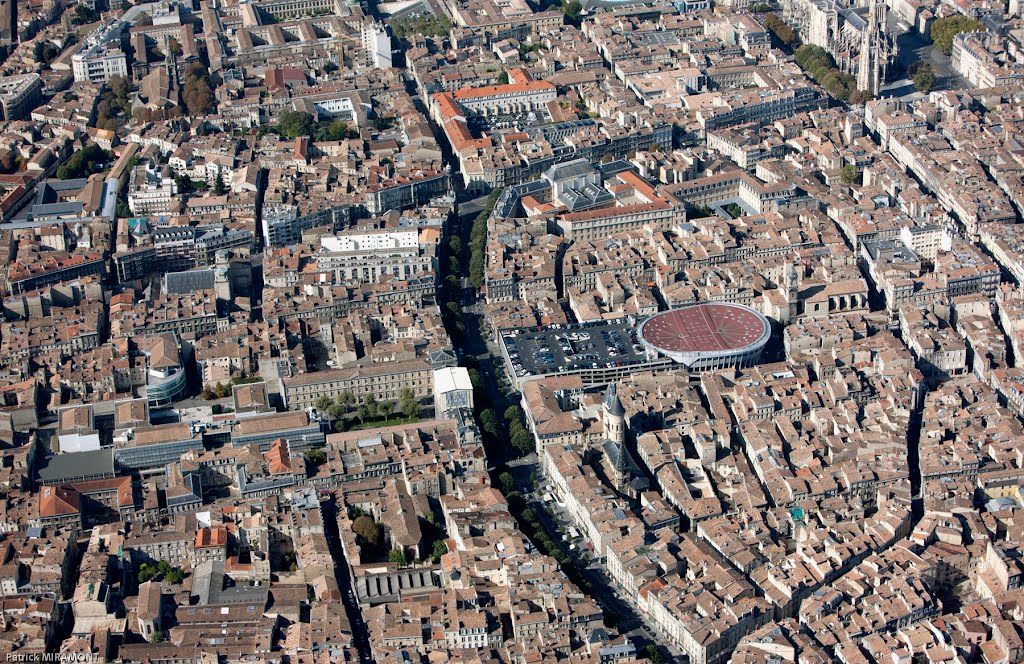 BORDEAUX CENTRE by P.A.T PHOTOS AERIENN…