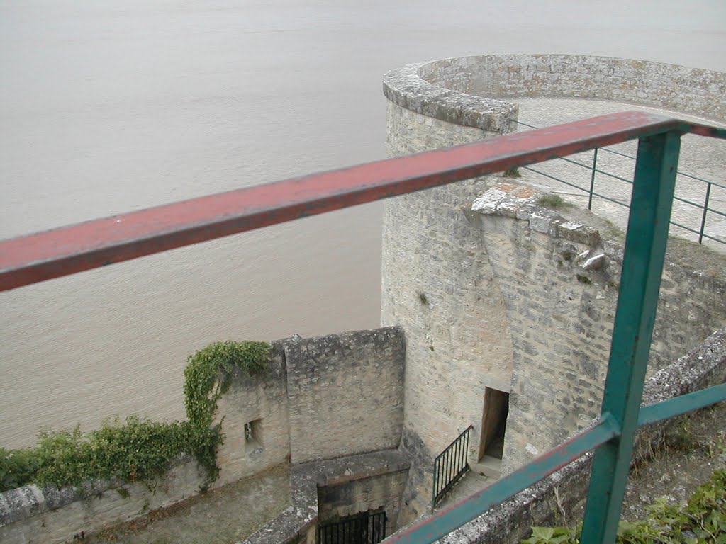 Tour de l'Eguillette - Citadelle de Blaye by MJD