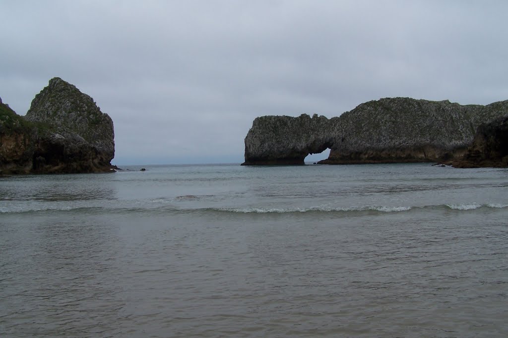 PLAYA DE BERELLÍN, PRELLEZO - CANTABRIA by pilama