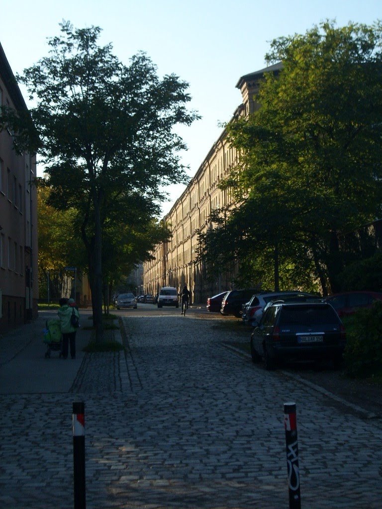 Lutherplatz - Thüringer Bahnhof, Halle (Saale), Germany by Jörg Hofmann