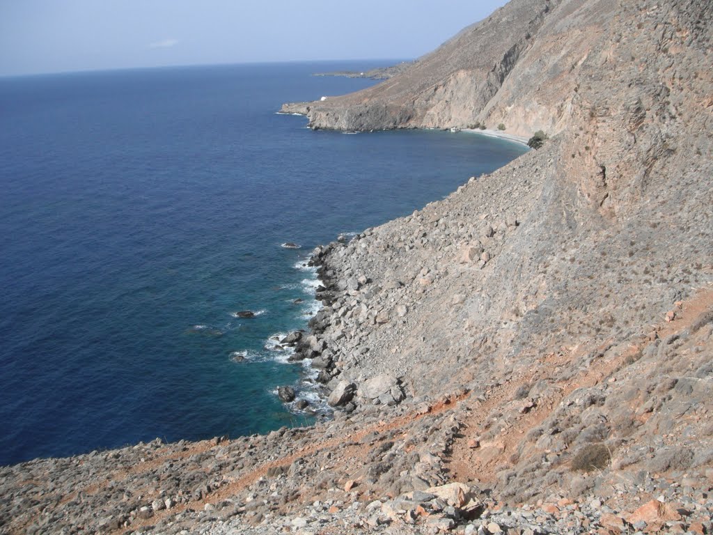 E4 path on the way to Sweetwater / Loutro by PhileasFrogg