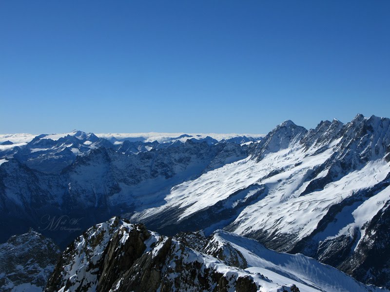 Gipfelpanorama vom Sustenhorn, 3505m by Mel