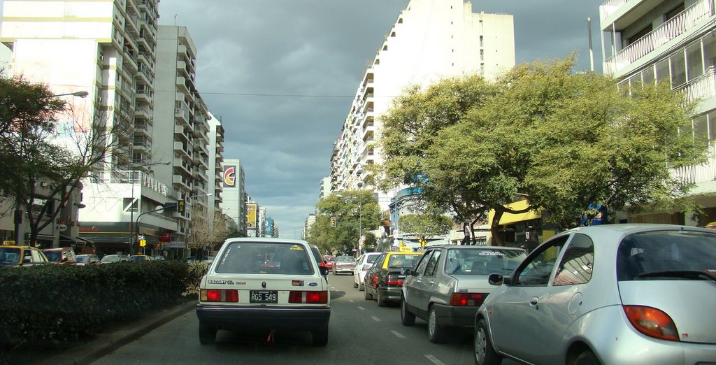 Av.Pellegrini by Juan Adolfo