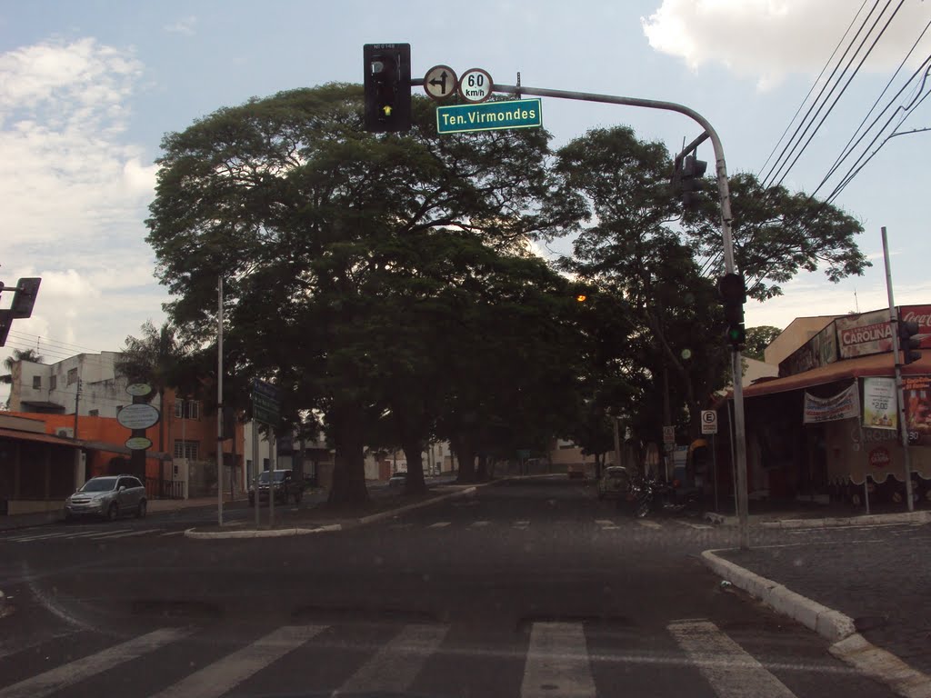 Av. Getúlio Vargas by Gustavofroc