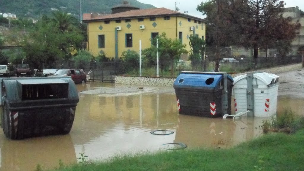 Allagamento marina di Paola by papla