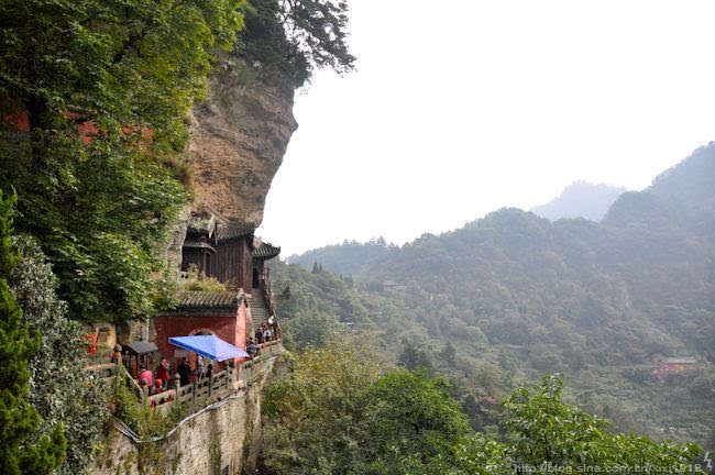 武当山南岩宫龙头香 ( Wudang Mountains) ©赝能隙 by 赝能隙-寻城记