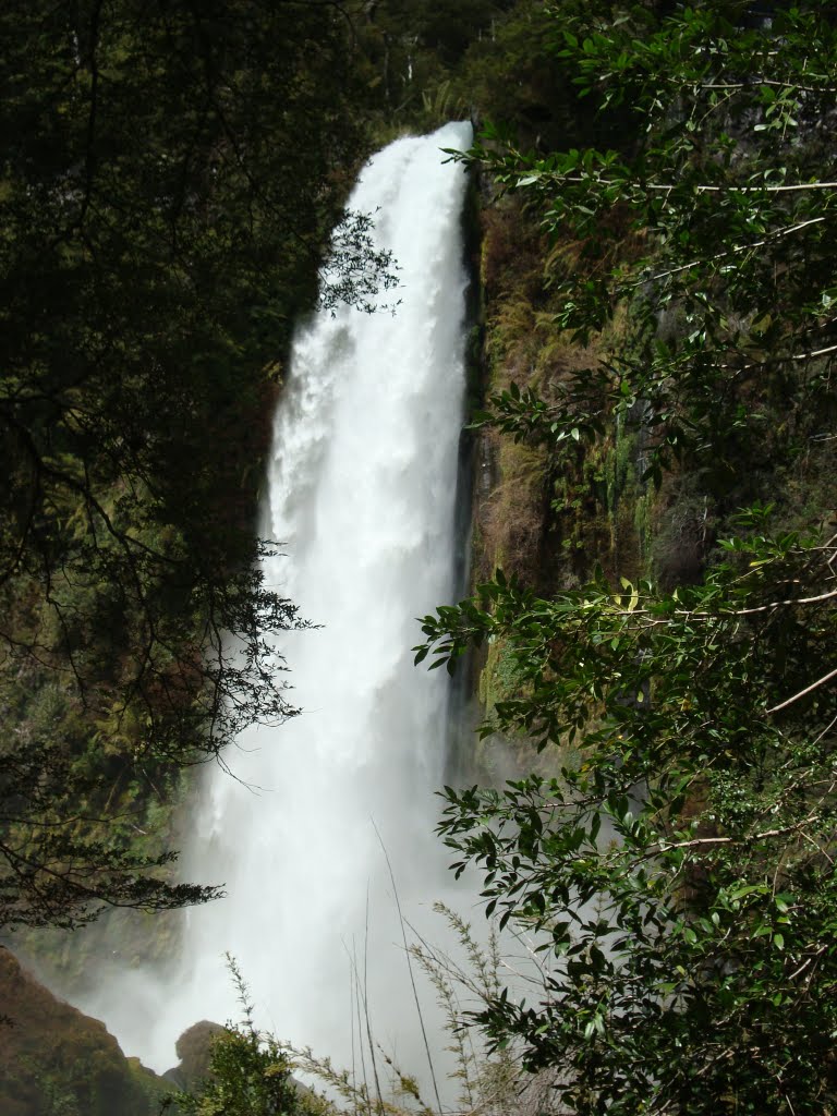 Salto El Leon by verukini