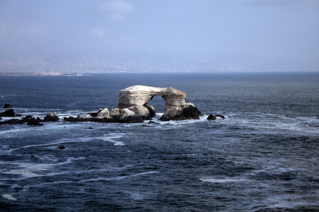 La portada, Antofagasta, Chile by Diego Espinosa