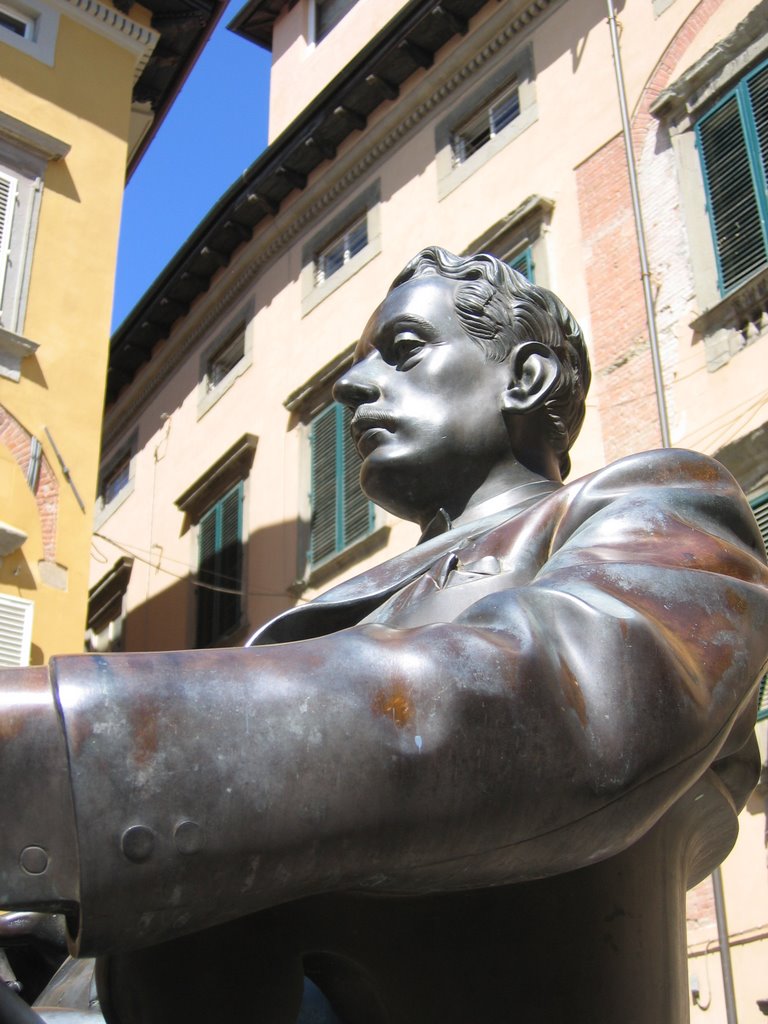 Statue of Puccini, Lucca, Piazza Citadella by J.Lowe