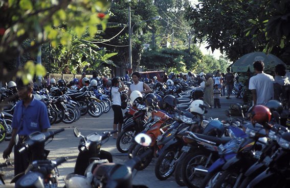 Sanur Beach 2005 (02) by R Schumacher