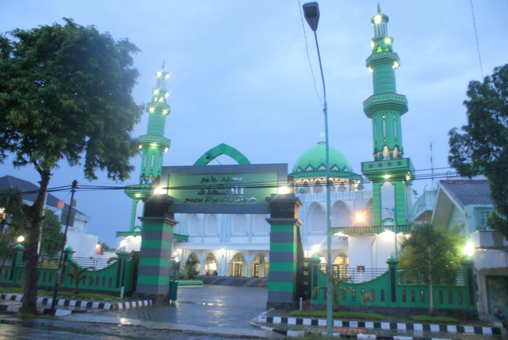 Masjid Jami Jatibarang by blue book