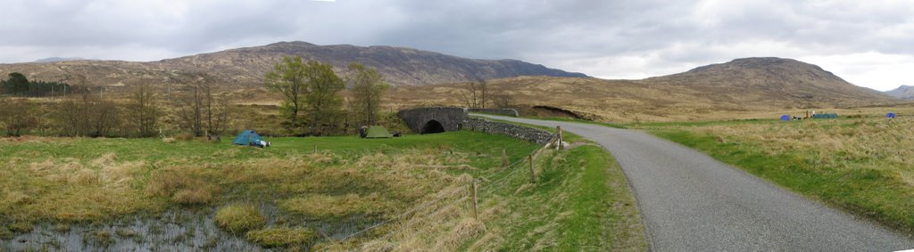 Free Campsite, nearby Inveroran hotel - West Highland Way by A3jaan